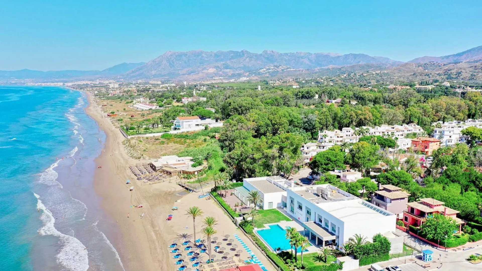 1081 Luxurious Beachfront Penthouse With Private Jacuzzi Marbella Appartement